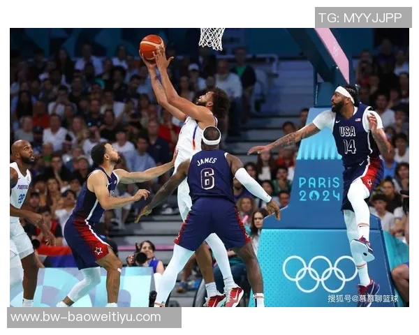 克莱在对阵灰熊中状态回暖场均17分与46个三分引发关注 克莱在对阵灰熊中状态回暖场均17分与46个三分引发关注