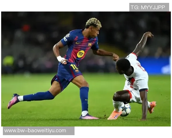 弗里克称赞巴萨表现出色本周训练达到赛季最佳状态 弗里克称赞巴萨表现出色本周训练达到赛季最佳状态