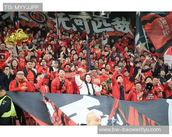 朱鹏宇祝贺海港夺冠感谢球迷支持我们全力以赴的努力