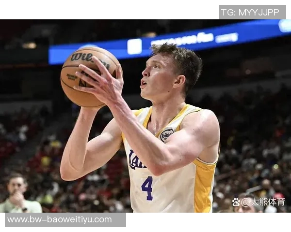 湖人对阵老鹰里夫斯缺席三场克莱伯出战状态成疑 湖人对阵老鹰里夫斯缺席三场克莱伯出战状态成疑